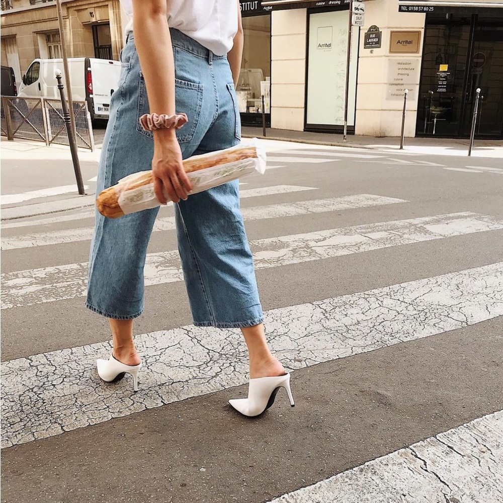 Le Chateau White Mule Heels